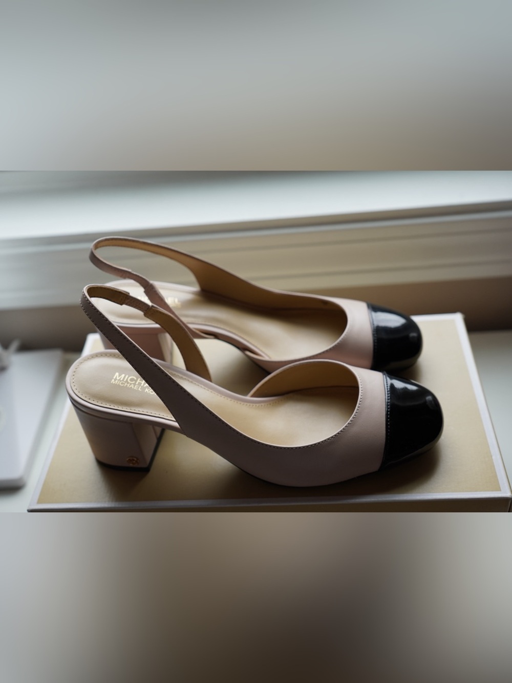 Michael Kors Blush & Black Cap-Toe Slingback Heels Size 6